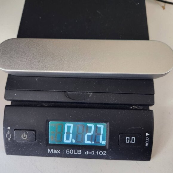 Set of 2 Pen Lights Pen Flashlights, Magnetic Pen Lights with Cool and Warm - Picture 10 of 10